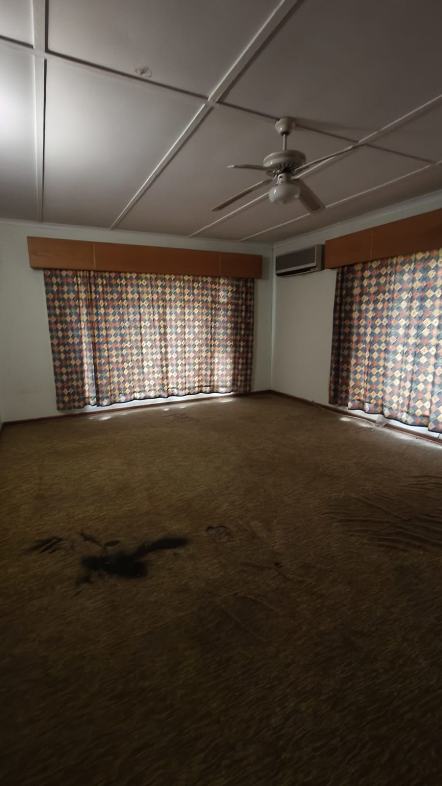 4 Bedroom Property for Sale in Hennenman Free State